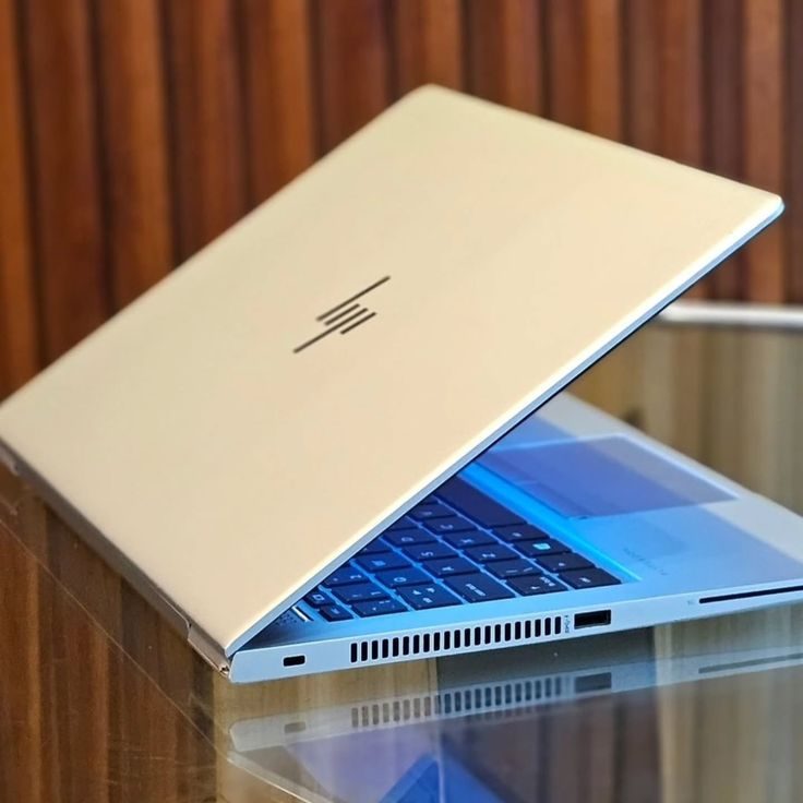 Hp laptop  — Photo 2